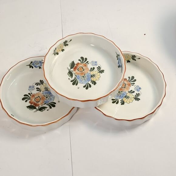3 Villeroy and Boch 4 5/8 Mini Quiche Dishes